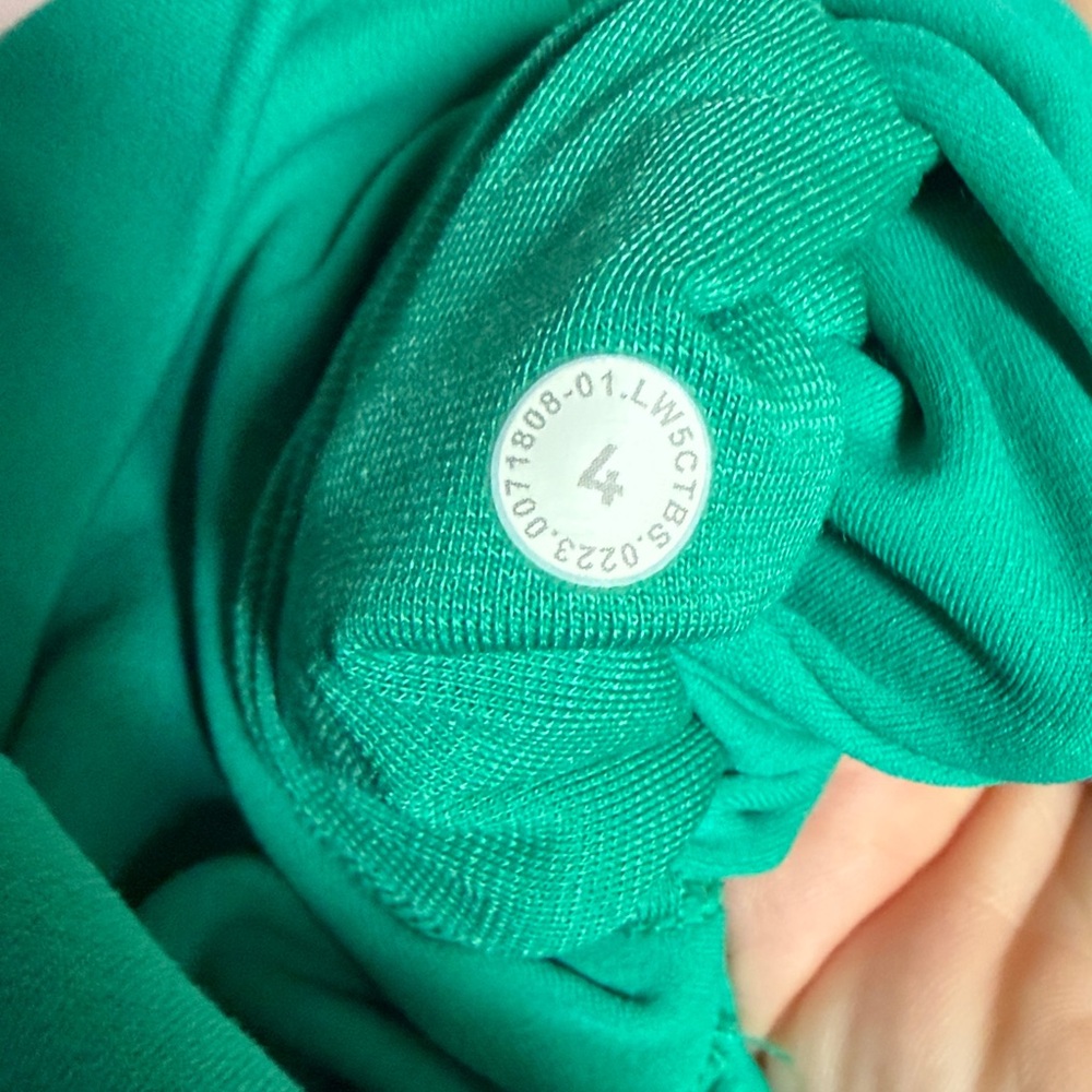 Women’s size 4 Lululemon Bright green Athletic Leggings Align - Picture 5 of 5